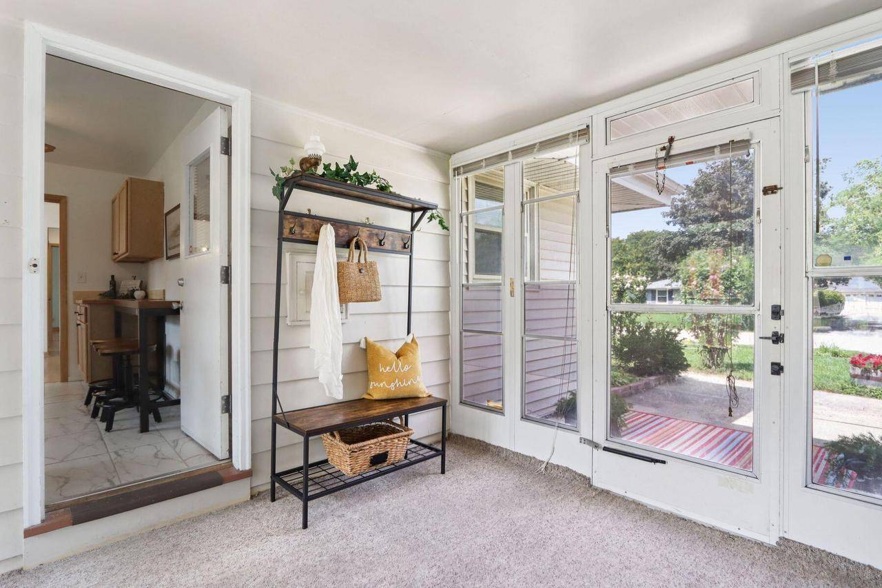 Brown Deer, WI 53223,5665 W Range AVENUE