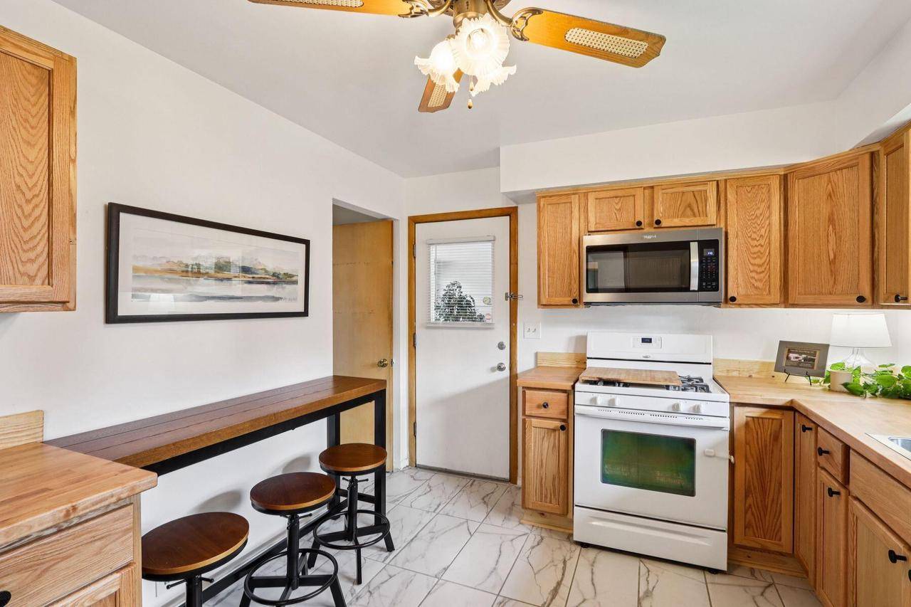 Brown Deer, WI 53223,5665 W Range AVENUE