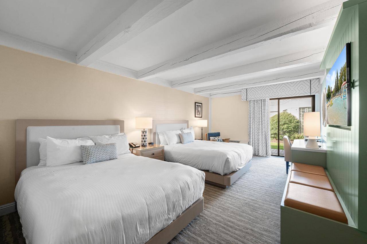 Fontana, WI 53125,269 Fontana BOULEVARD #1707