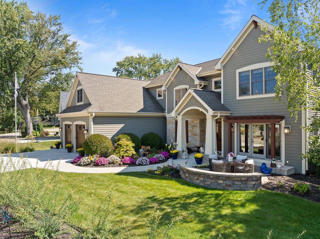 Burlington, WI 53105,2705 Knollcrest DRIVE