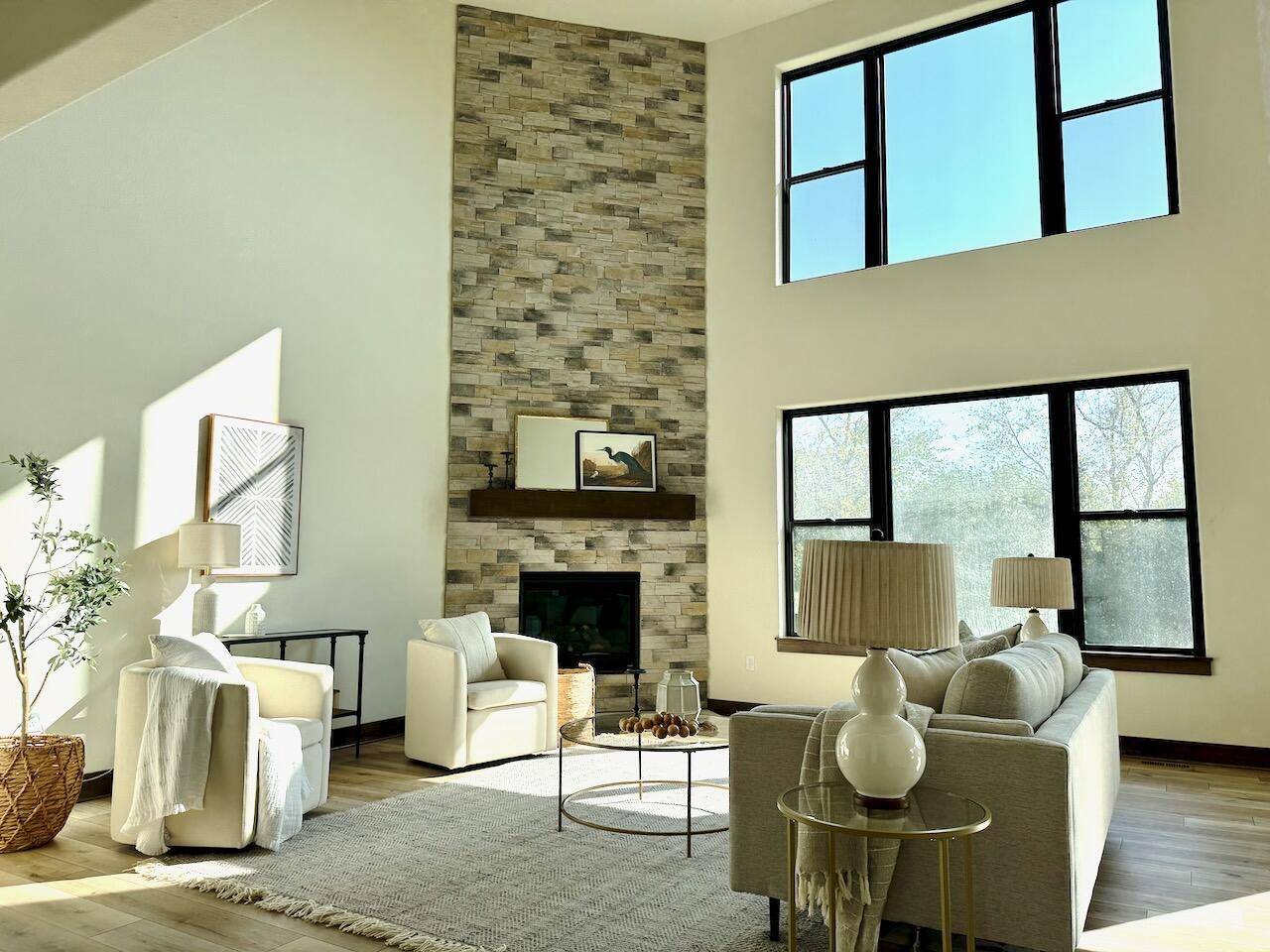 Waukesha, WI 53189,S54W25403 Pebble Brook COURT