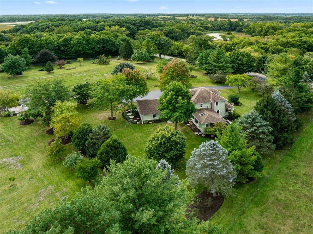 Burlington, WI 53105,427 N Maple LANE