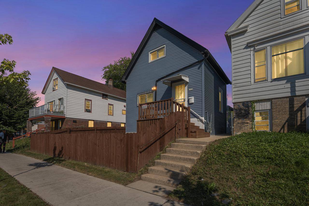 Milwaukee, WI 53204,1960 S 14th STREET