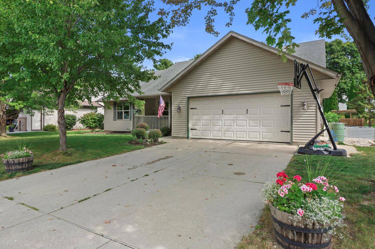 Whitewater, WI 53190,161 S Maple LANE