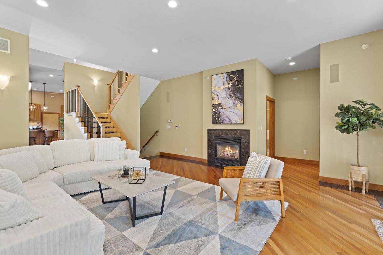 Franklin, WI 53132,7513 W Tuckaway Pines CIRCLE