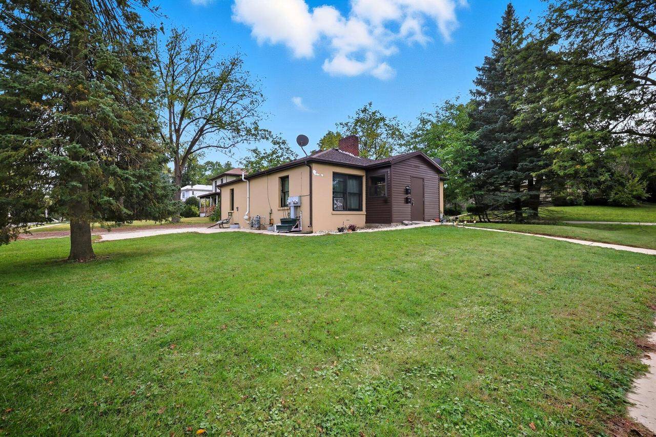 Whitewater, WI 53190,805 W Highland STREET