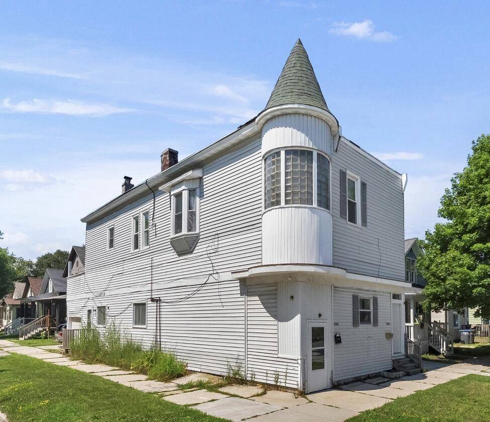 Sheboygan, WI 53081,1332 S 9th STREET