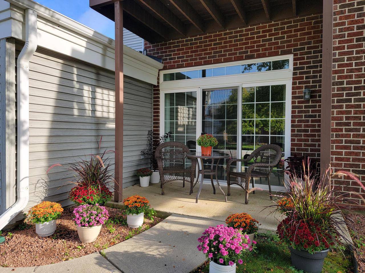 Pewaukee, WI 53072,N16W26571 Tall Reeds LANE #B