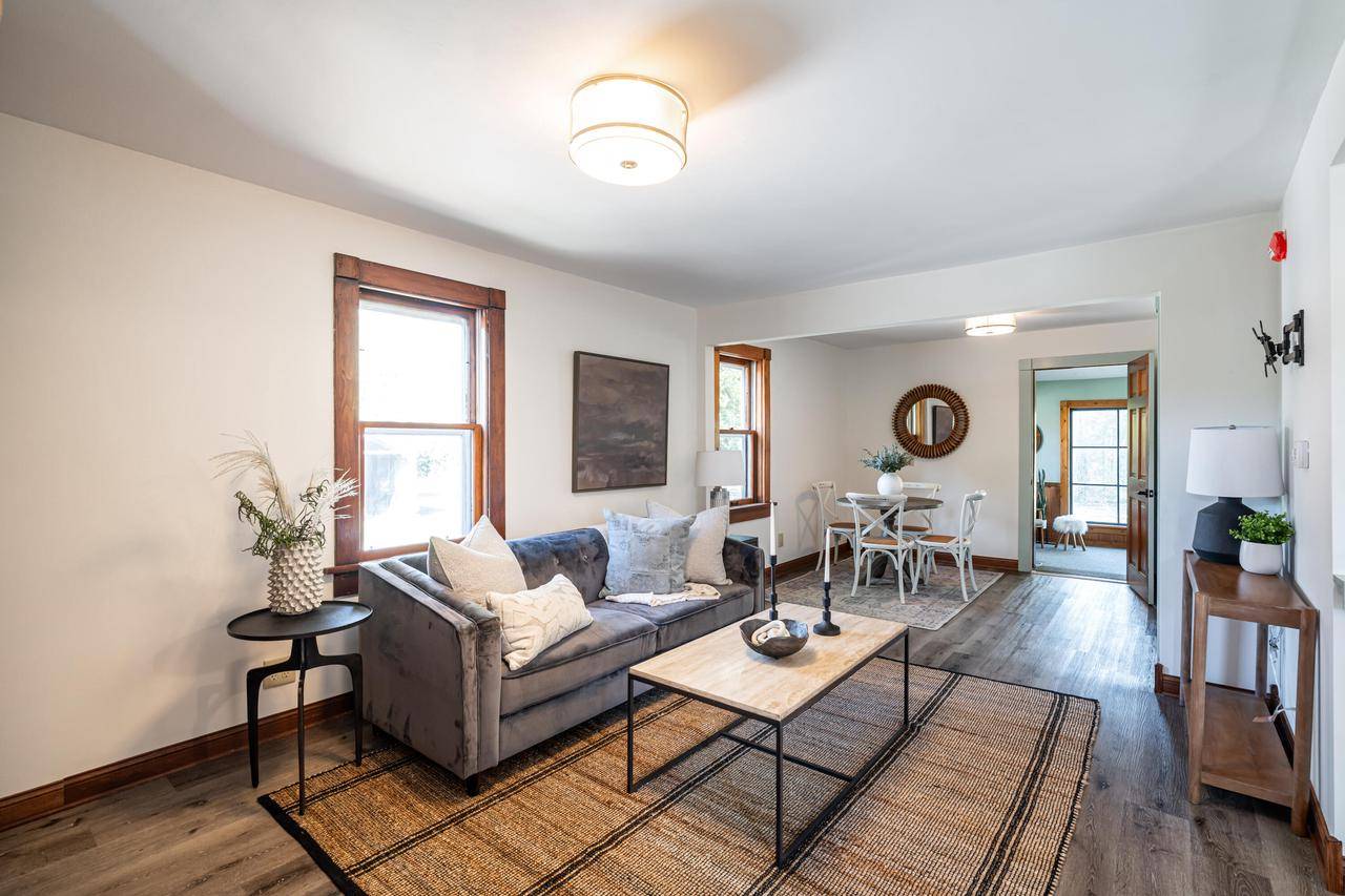 Mequon, WI 53092,604 W Zedler LANE