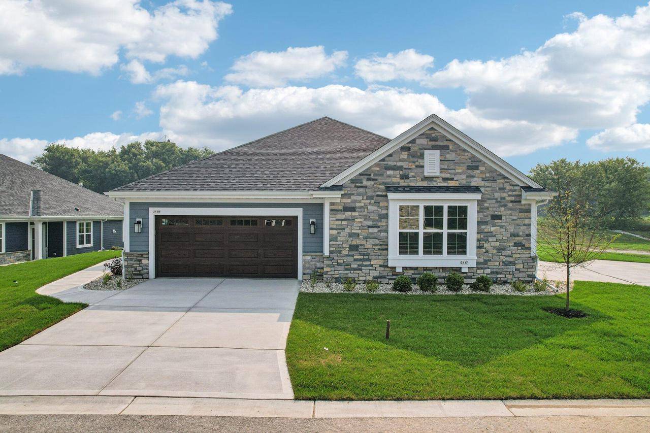 Waukesha, WI 53189,2117 Bluestem DRIVE #0202