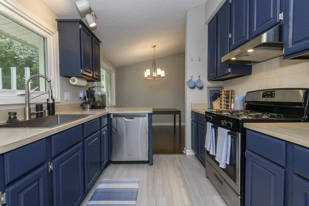 Waukesha, WI 53186,621 S Greenfield AVENUE