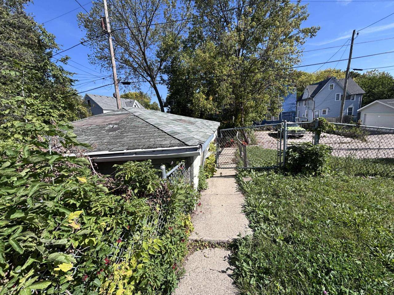 Milwaukee, WI 53208,1922 N 27th STREET #1924