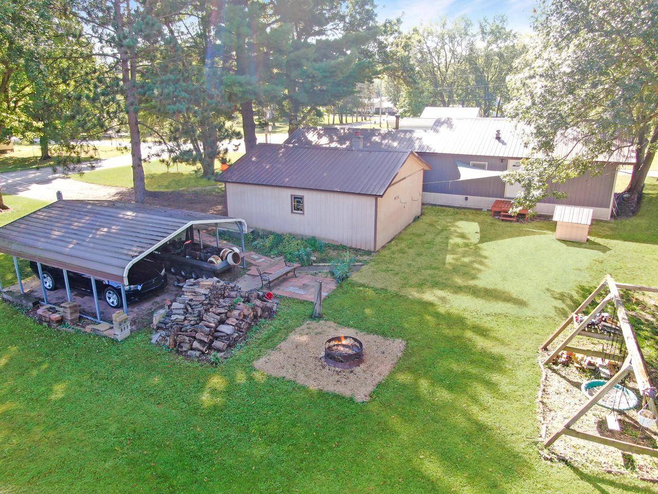 Blue River, WI 53518,301 Martha STREET