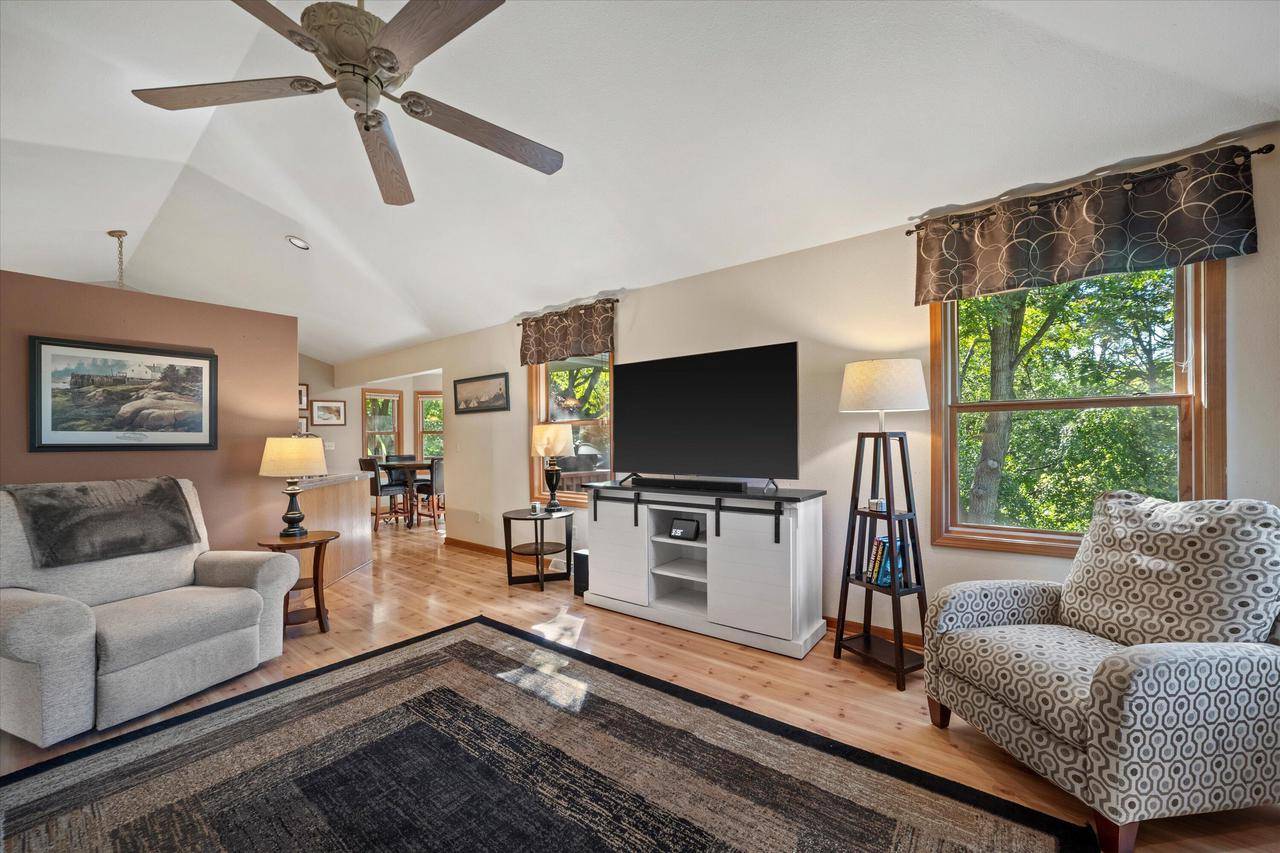 Mukwonago, WI 53149,S77W29967 Crossgate DRIVE