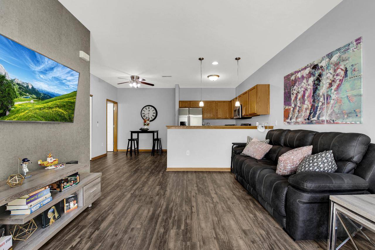 Waukesha, WI 53189,2426 Fox River PARKWAY #G