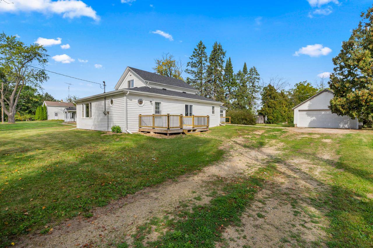 Darien, WI 53114,W9526 Clinton STREET