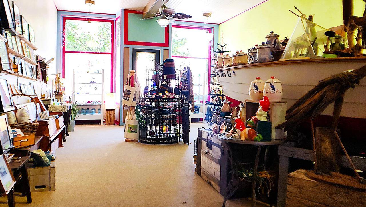 Algoma, WI 54201,300 Steele STREET