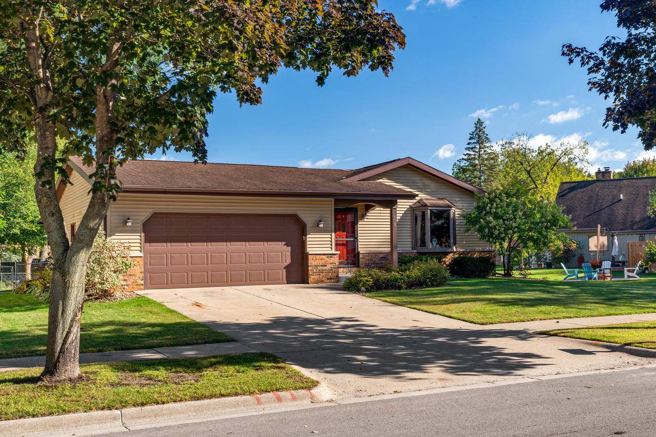 Onalaska, WI 54650,608 8th AVENUE N