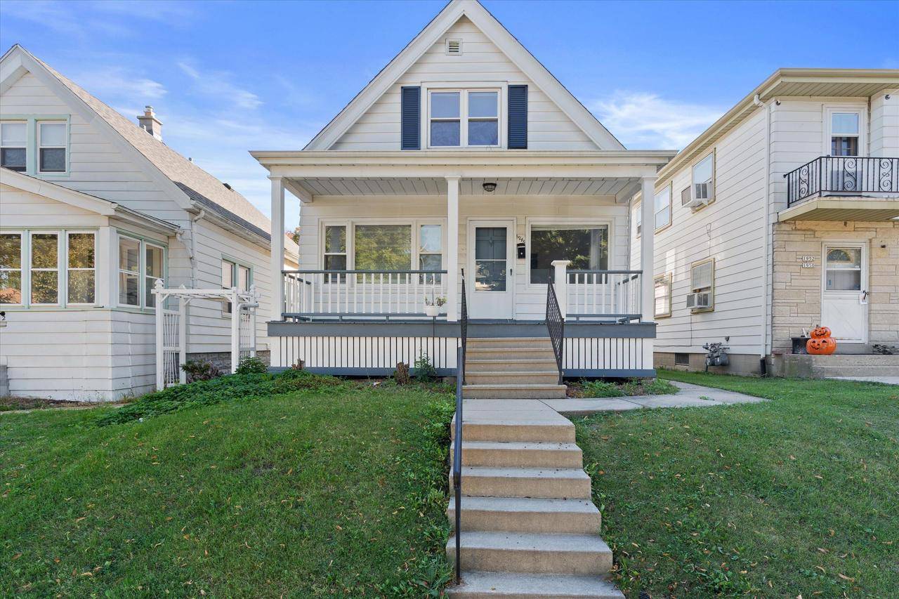 West Allis, WI 53219,1946 S 69th STREET