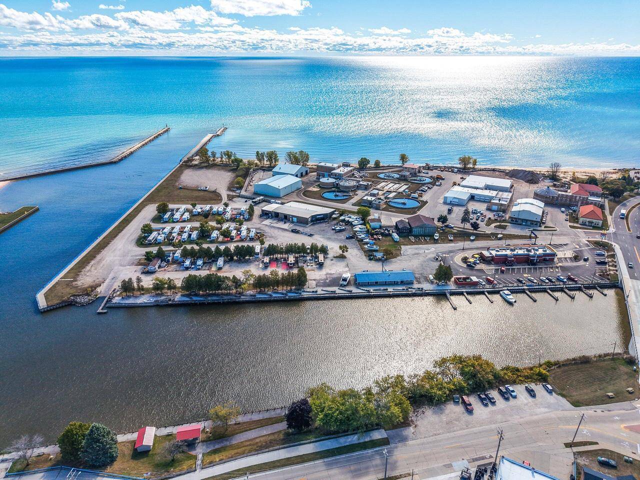 Two Rivers, WI 54241,1400 Lake STREET