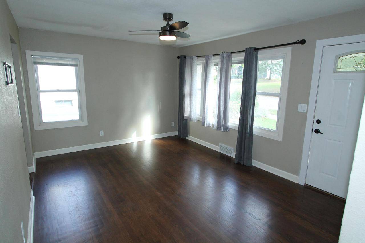 Burlington, WI 53105,449 Emerson STREET