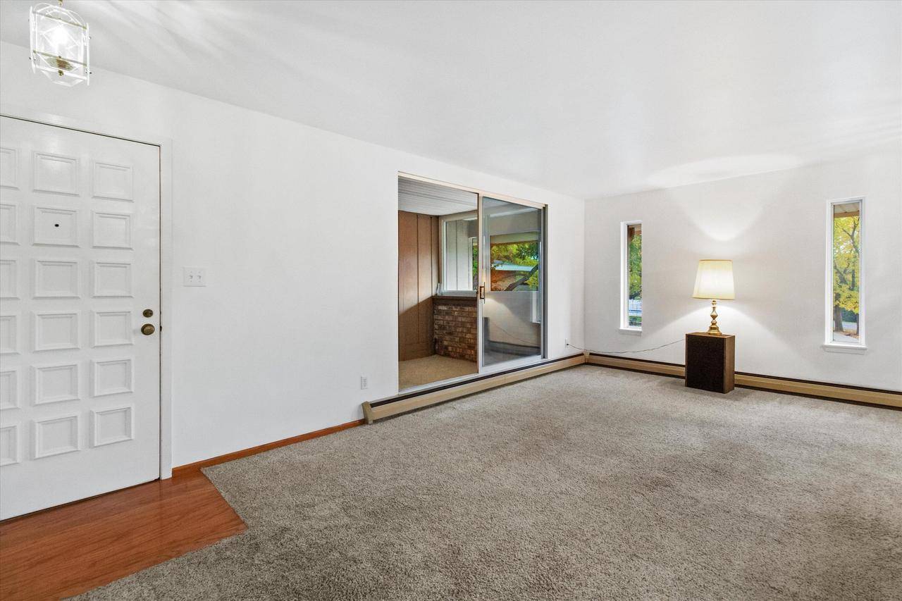 Milwaukee, WI 53225,11958 W Mill ROAD #24