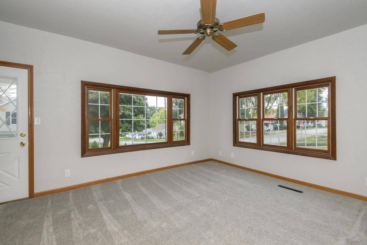 Beaver Dam, WI 53916,116 Rosendale STREET