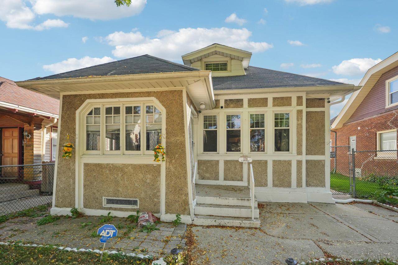 Milwaukee, WI 53215,1226 S 28th STREET