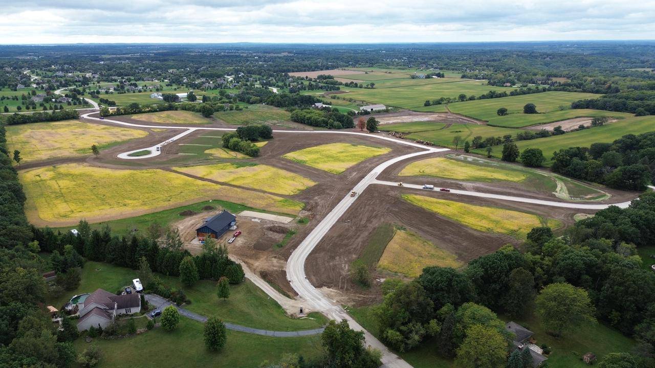 Hubertus, WI 53033,1009 HIGHRIDGE COURT #Lt9