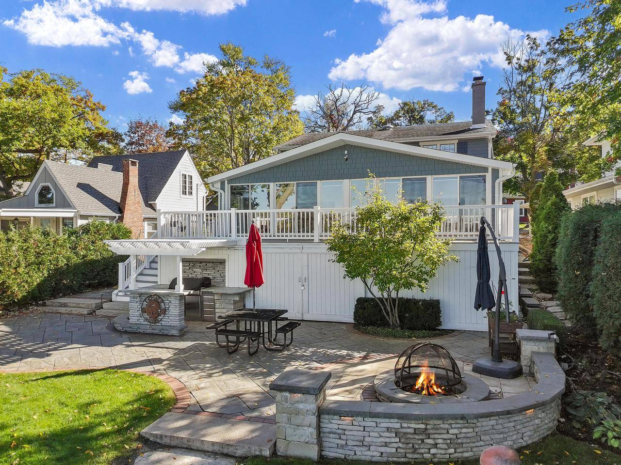 Twin Lakes, WI 53181,831 Shore DRIVE