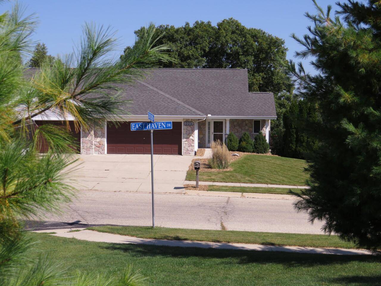 Watertown, WI 53094,225 East Haven DRIVE #B