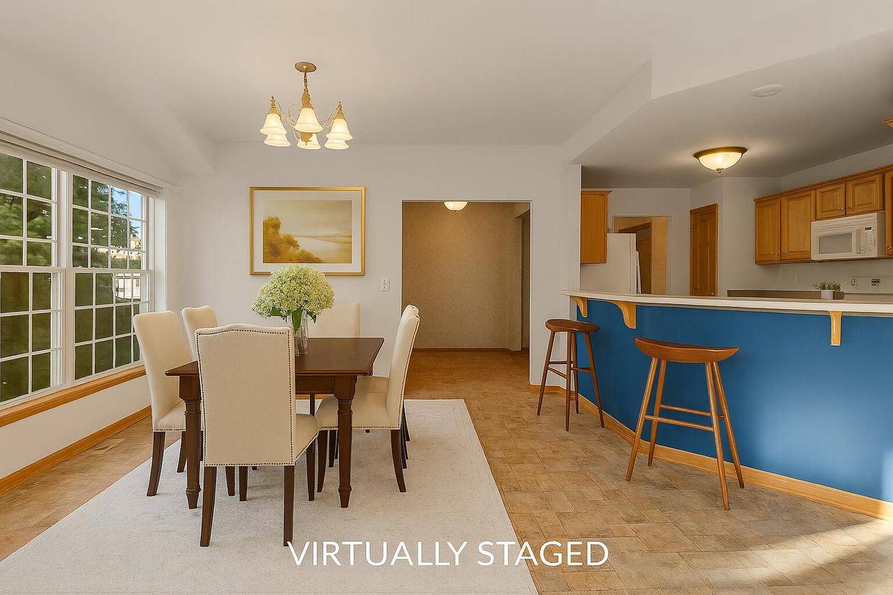 Elkhorn, WI 53121,446 Clover STREET