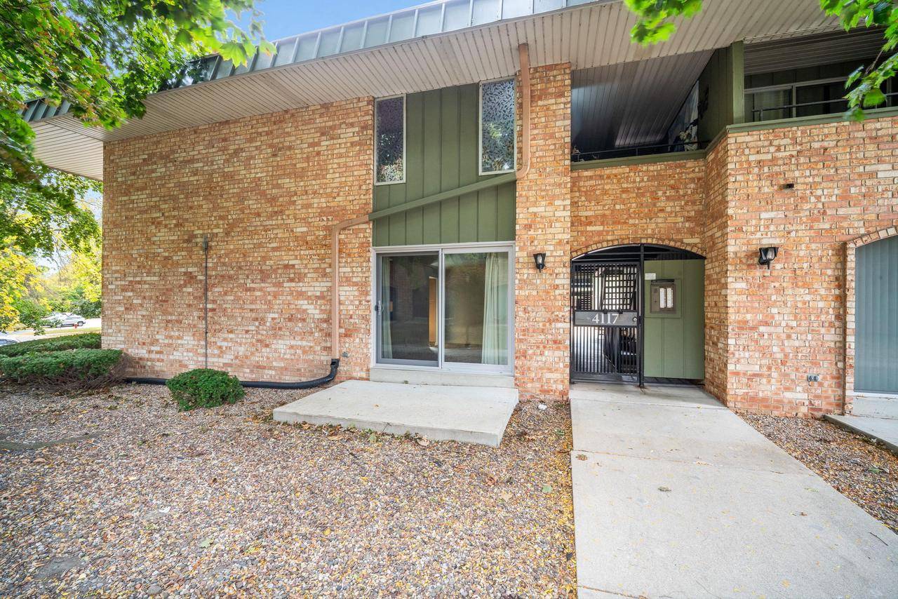 Brown Deer, WI 53209,4117 W Rivers Edge CIRCLE #1