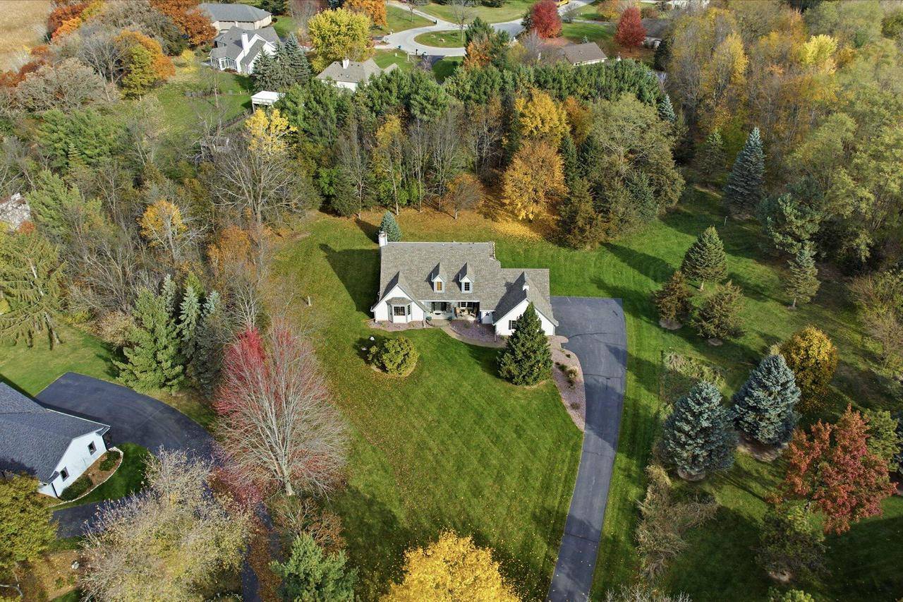 Summit, WI 53066,789 N Forest Ridge COURT