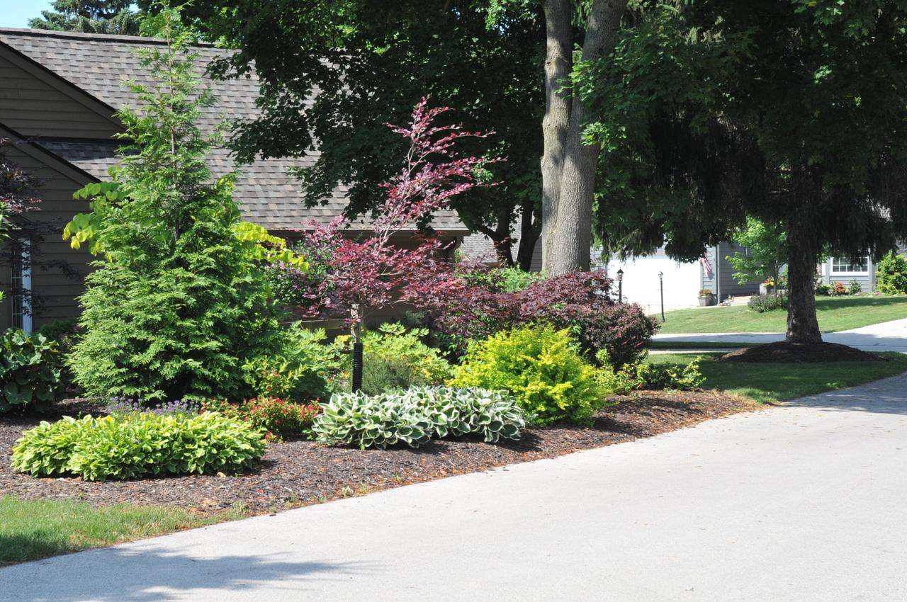 Greenfield, WI 53228,3817 S Oakbrook DRIVE