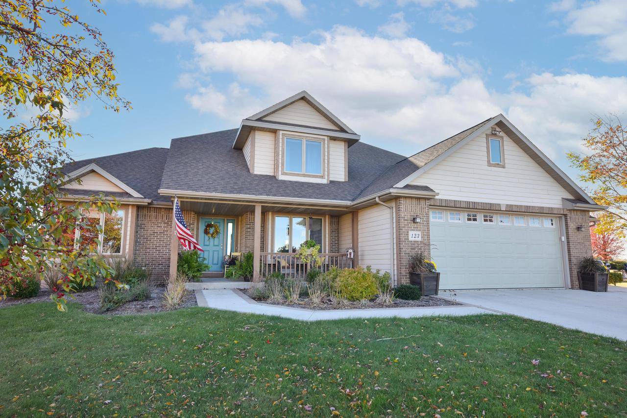 Cedar Grove, WI 53013,123 Linden LANE