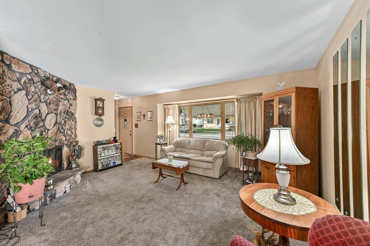 West Allis, WI 53227,2450 S 95th STREET