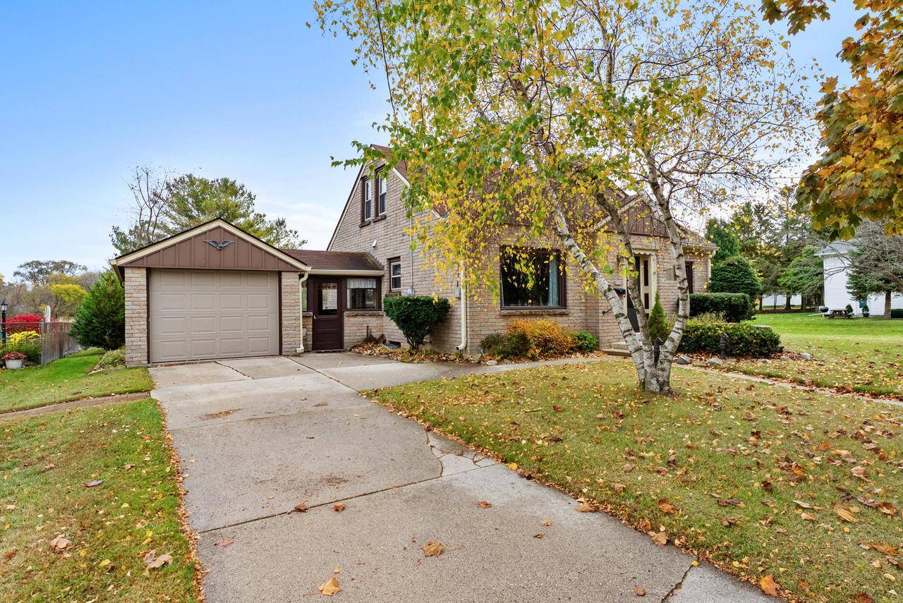 Manitowoc, WI 54220,2383 S 18th STREET