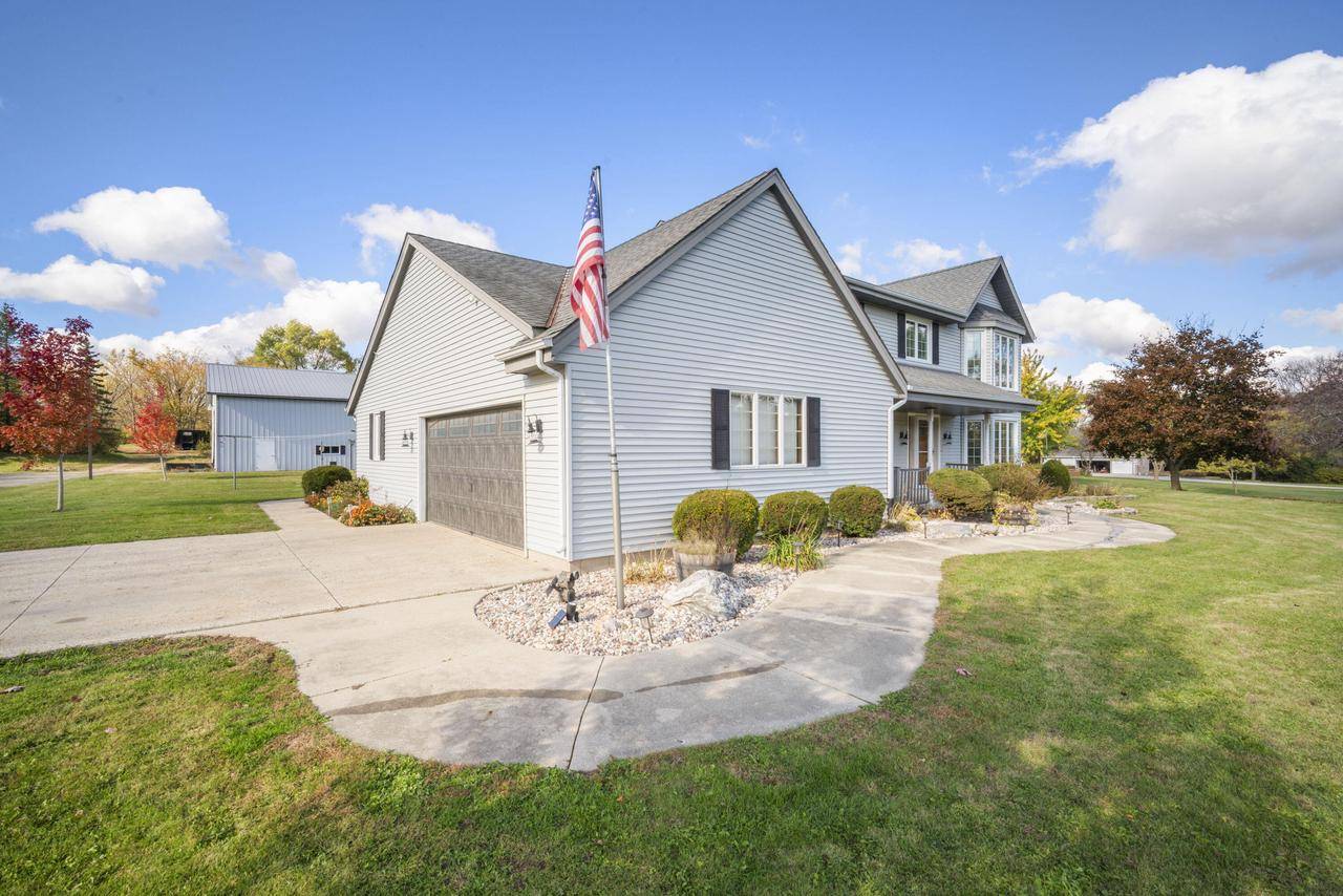 Big Bend, WI 53103,W225S6835 Guthrie ROAD