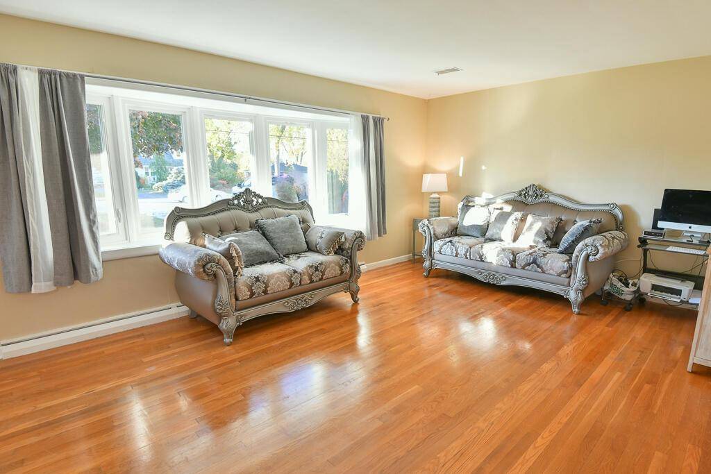 Pleasant Prairie, WI 53158,5204 85th STREET