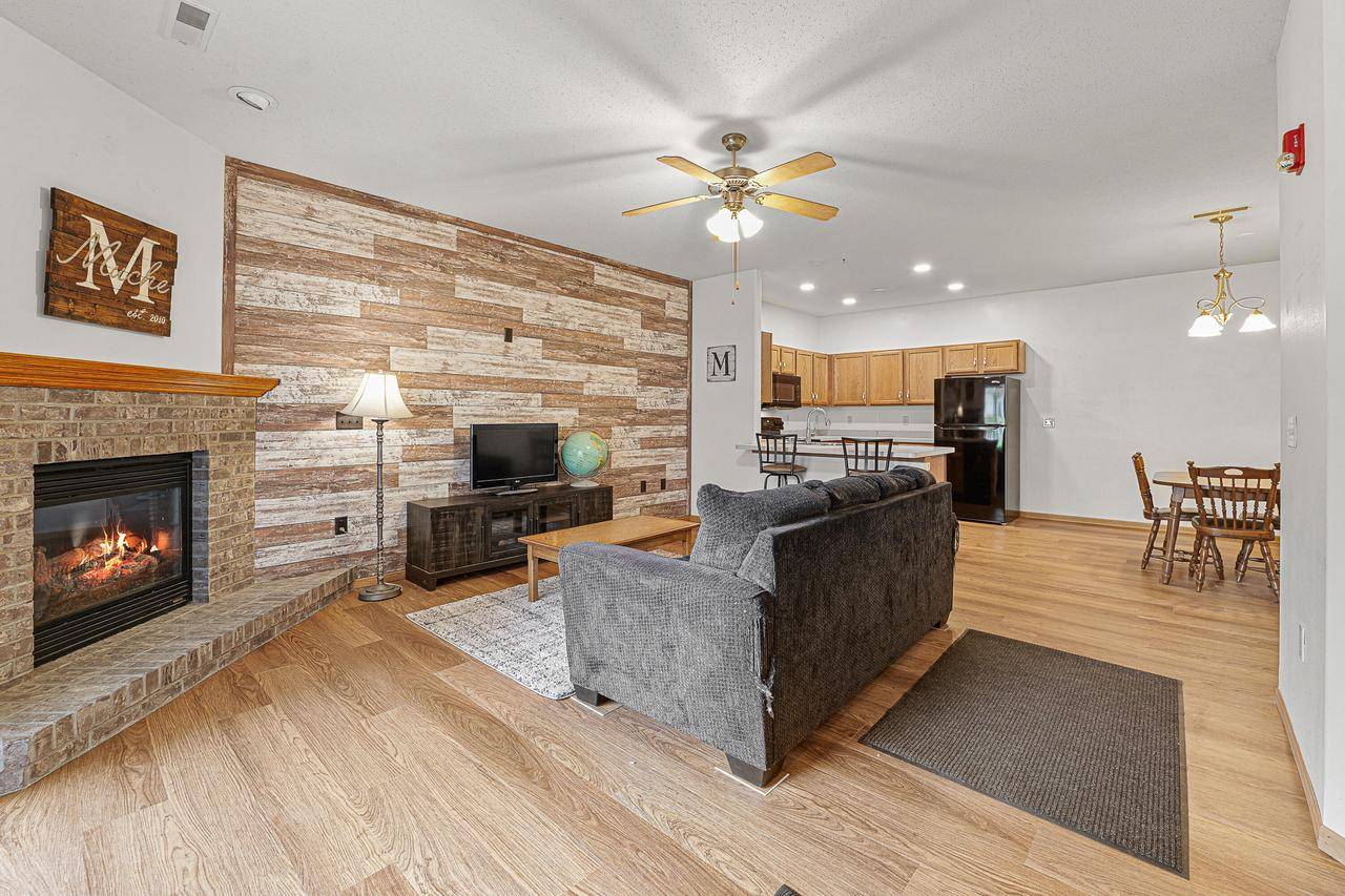 Mayville, WI 53050,318 Brookside DRIVE #1