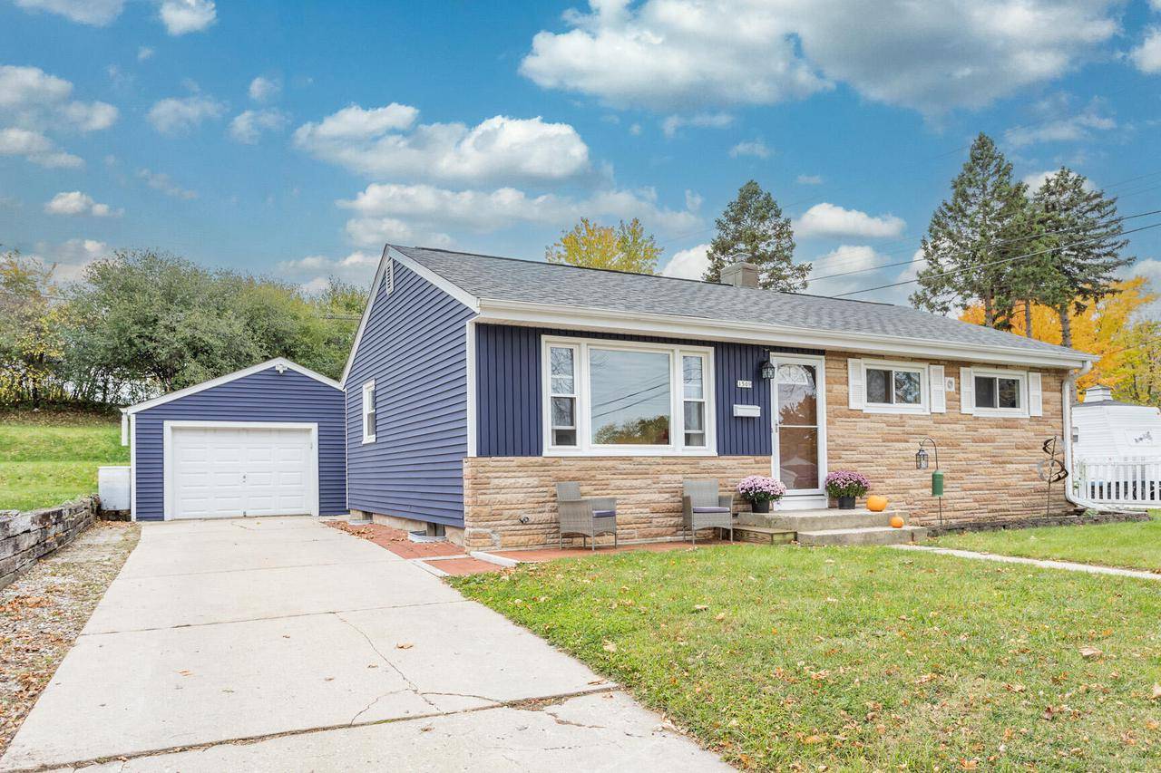 Waukesha, WI 53188,1509 Aldoro DRIVE