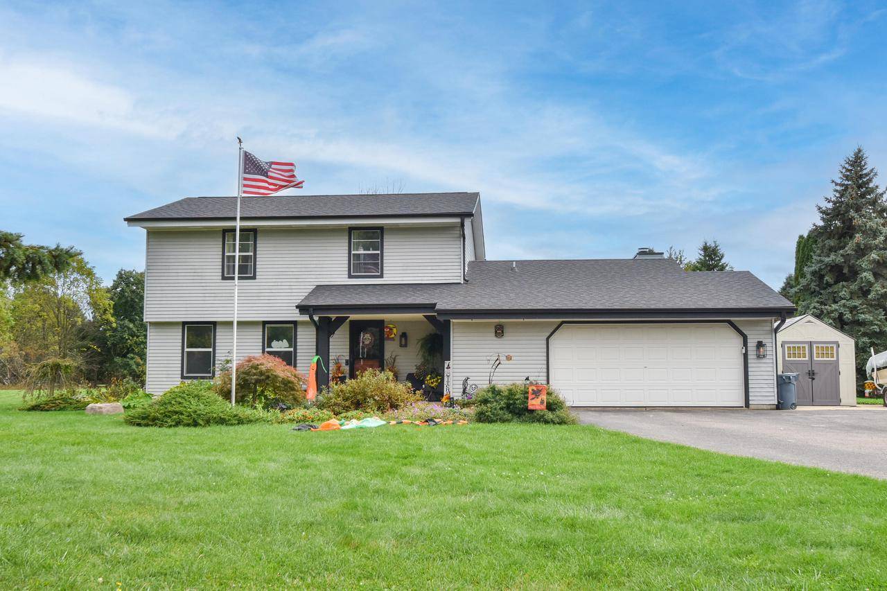 Oconomowoc, WI 53066,N67W33863 Loghouse COURT