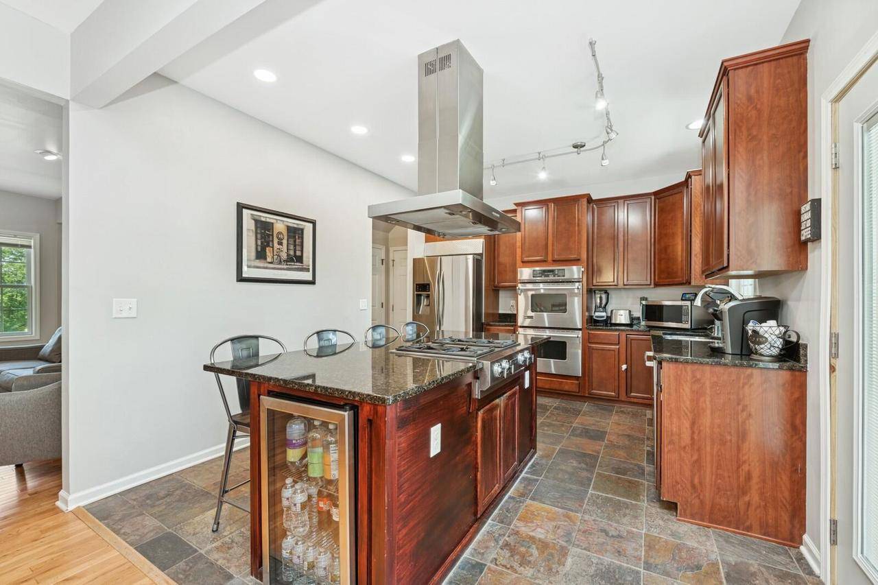 Lake Geneva, WI 53147,145 West STREET