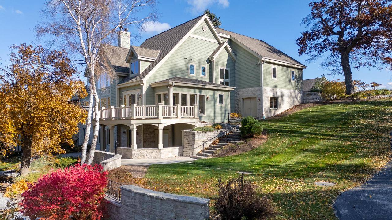 West Bend, WI 53095,5337 Quaas DRIVE