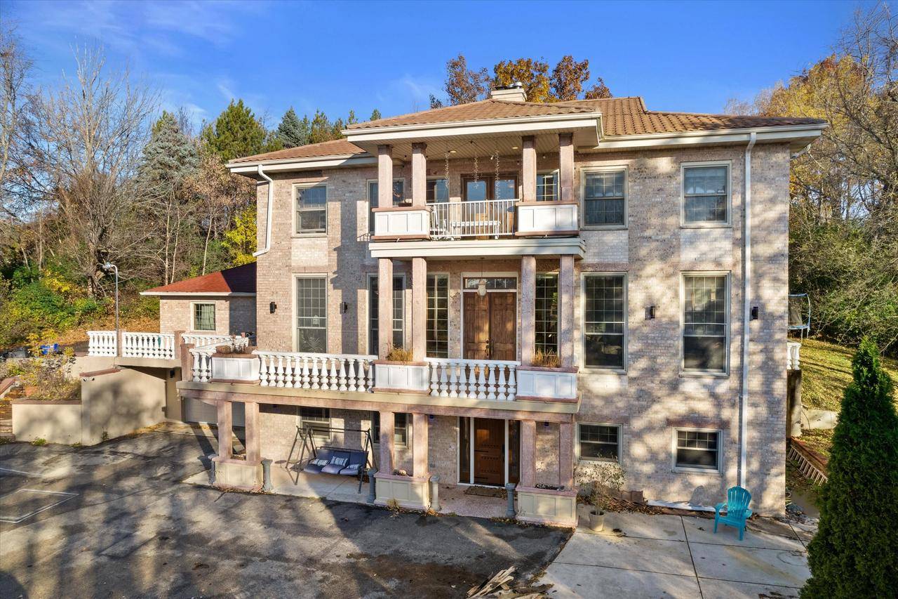 Pewaukee, WI 53072,N44W25902 Lindsay ROAD