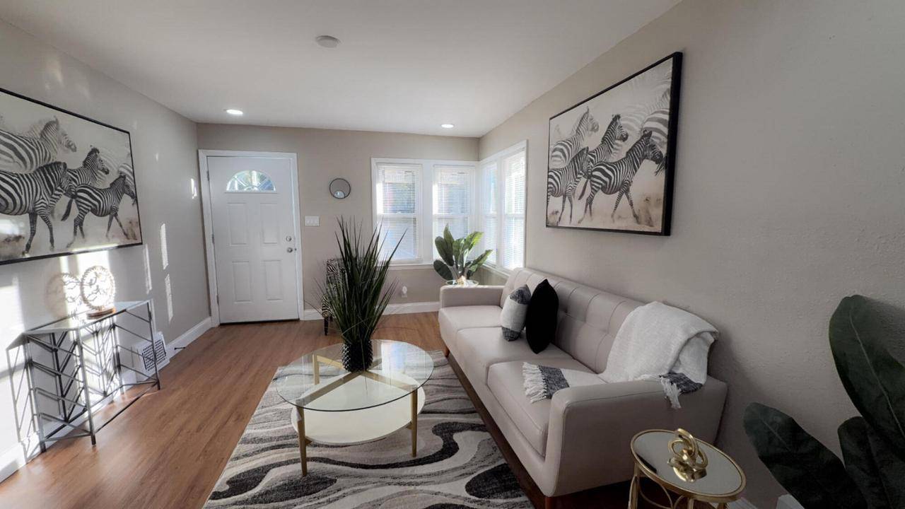 Milwaukee, WI 53209,4204 W Sheridan AVENUE