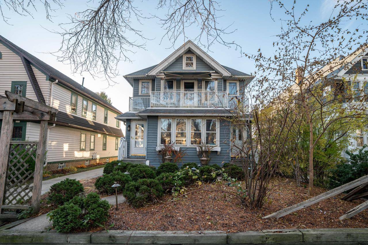 Milwaukee, WI 53213,2257 N 64th STREET