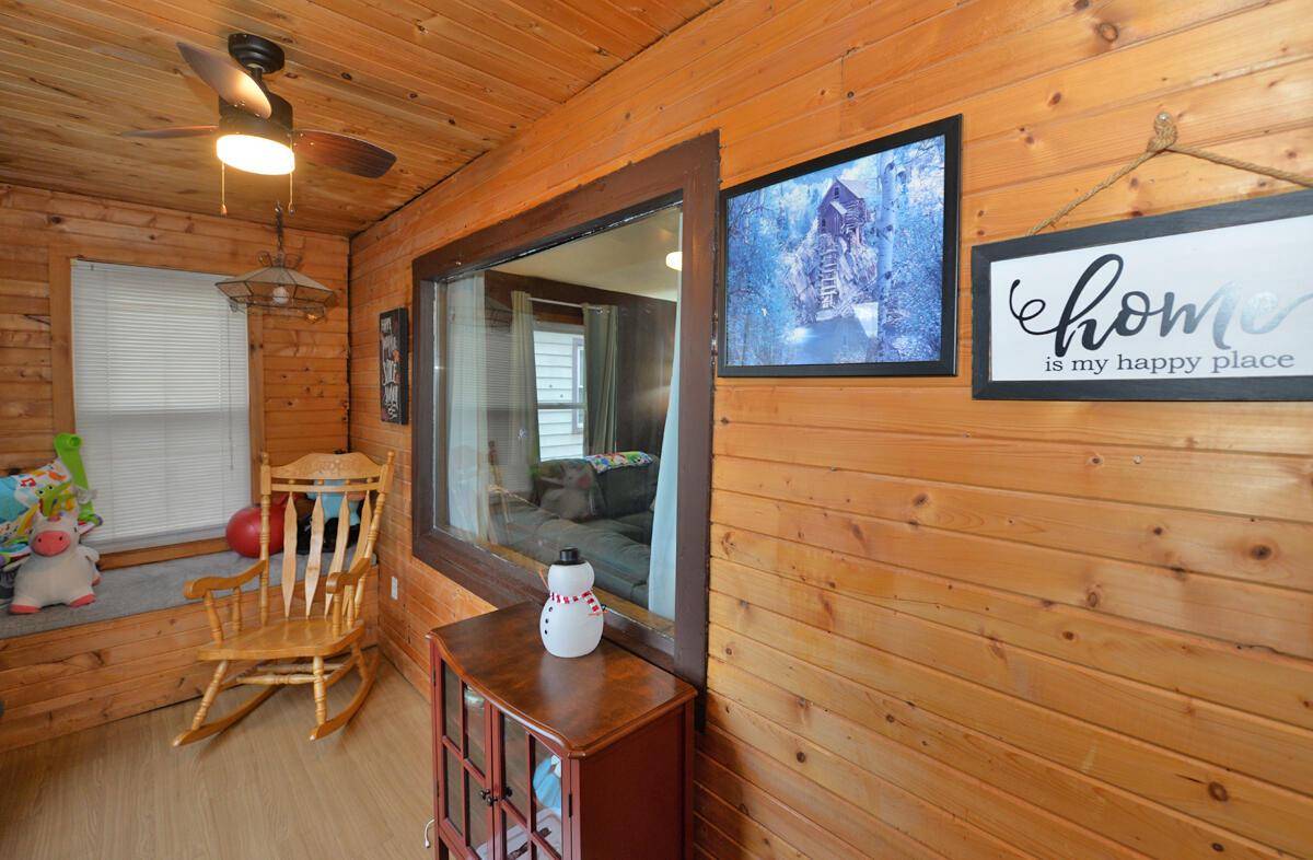 Racine, WI 53404,2029 Summit AVENUE