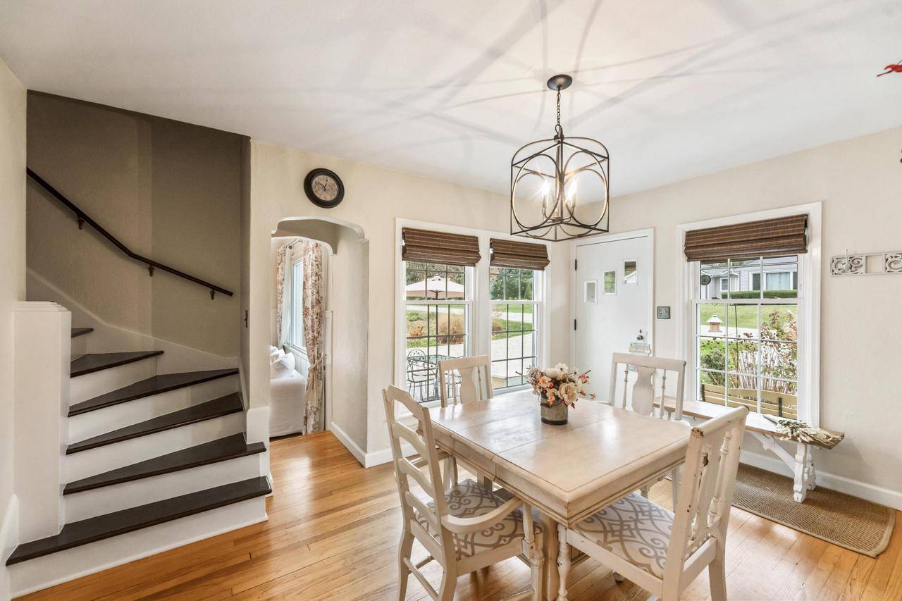 Brookfield, WI 53045,1230 Georges AVENUE